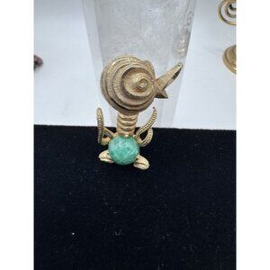 Vintage Brooch BSK Gold Plated Bird Whit A Green Glass Statement Brooch